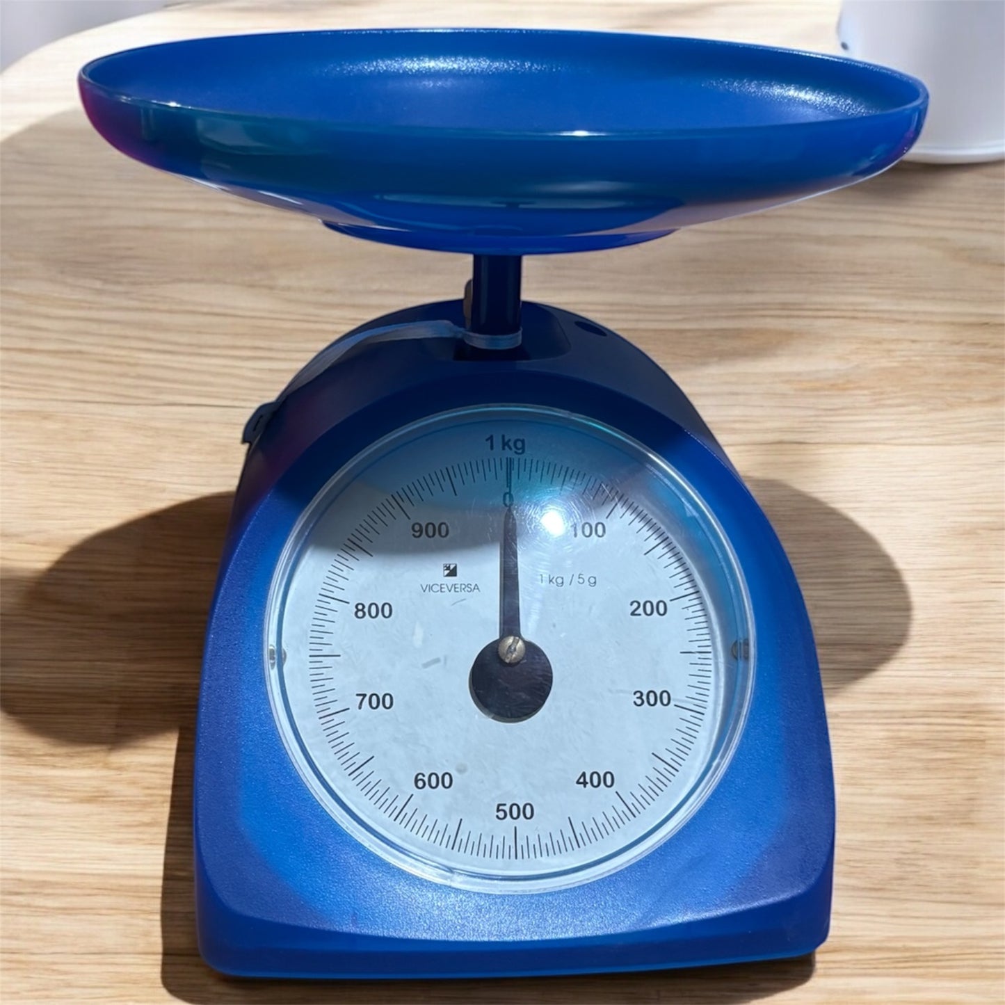 VICEVERSA Bilancia in Plastica Blu 20cm